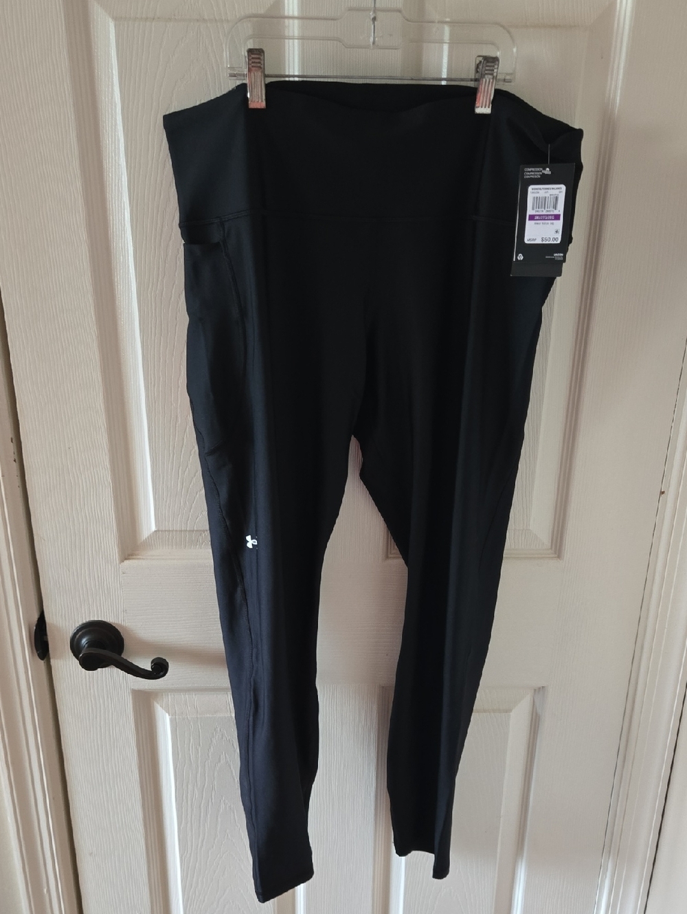 Under Armour Black Performance Leggings with Side Pocket